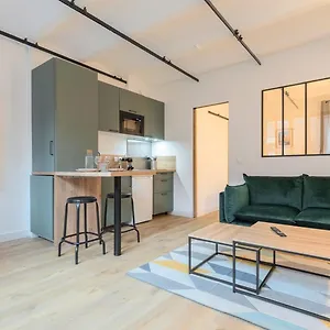vieux-lille-superbe-appartement-typique-2pers.lillehotels.org/